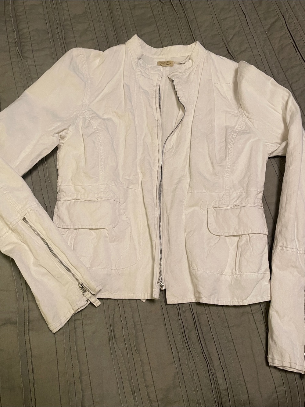 Max Studio White Lightweight Zip-Front Utility Jacket